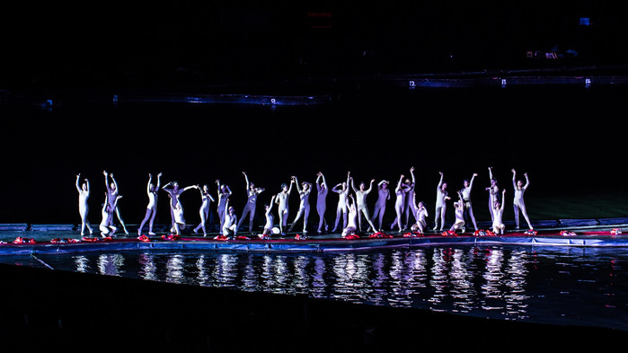 三月三踏青桂林 静赏山水奇石，邂逅漓江夜色中的水秀表演